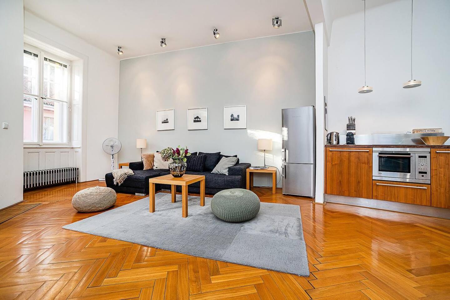 Apartamento Elegant Old Town With Balcony