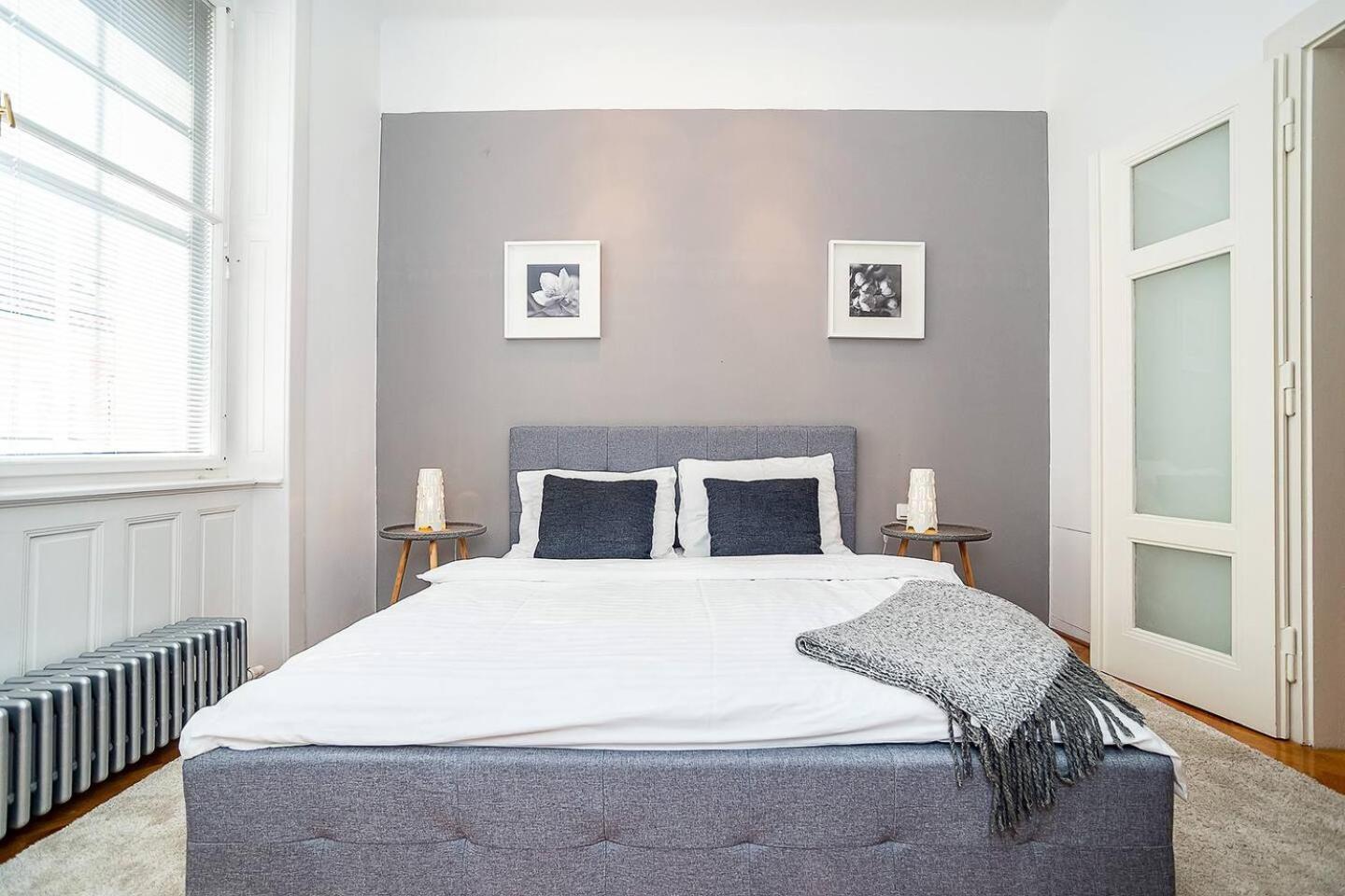 Apartamento Elegant Old Town With Balcony *
