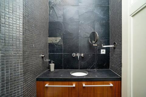 Elegant Old Town With Balcony Apartamento *